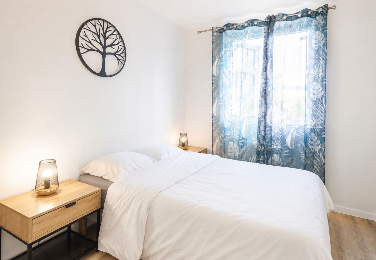 Apartment in Annemasse - M006 T2 Luxueux avec balcon centre-ville