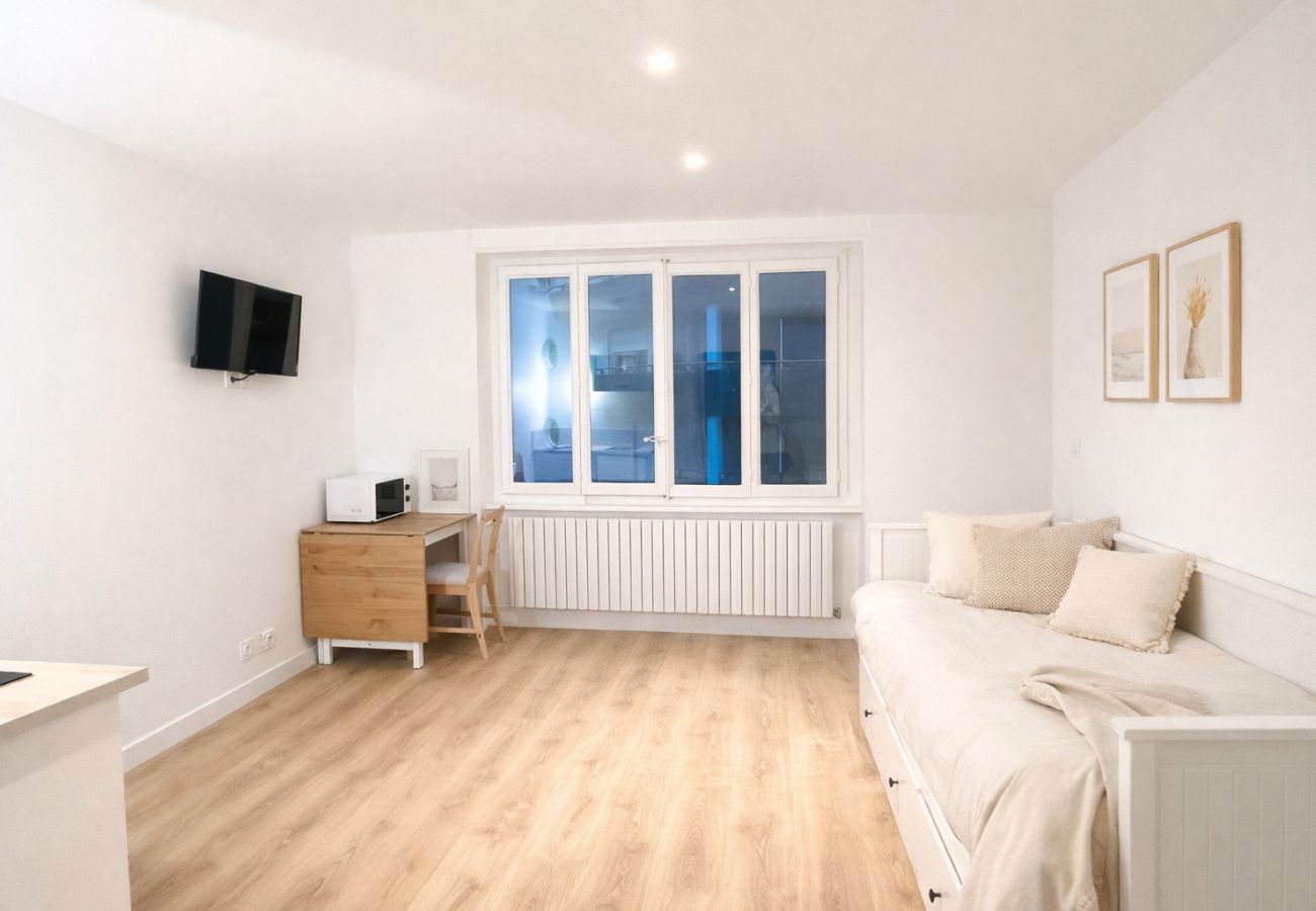 Studio in Annemasse - M23 *Marquer* Studio proche gare