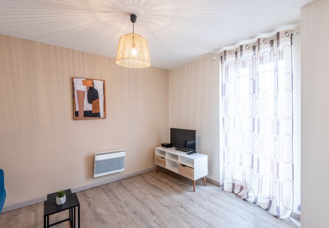 Apartment in Annemasse - M30*Marquer*T2 centre ville  Apartment in Annemasse - M30*Marquer*T2 centre ville