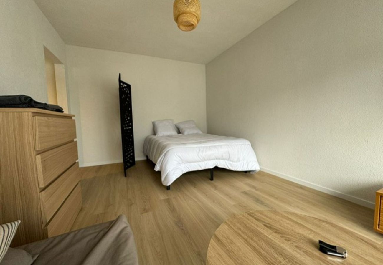 Studio in Annemasse - M54*Marquer* Studio dans quartier calme