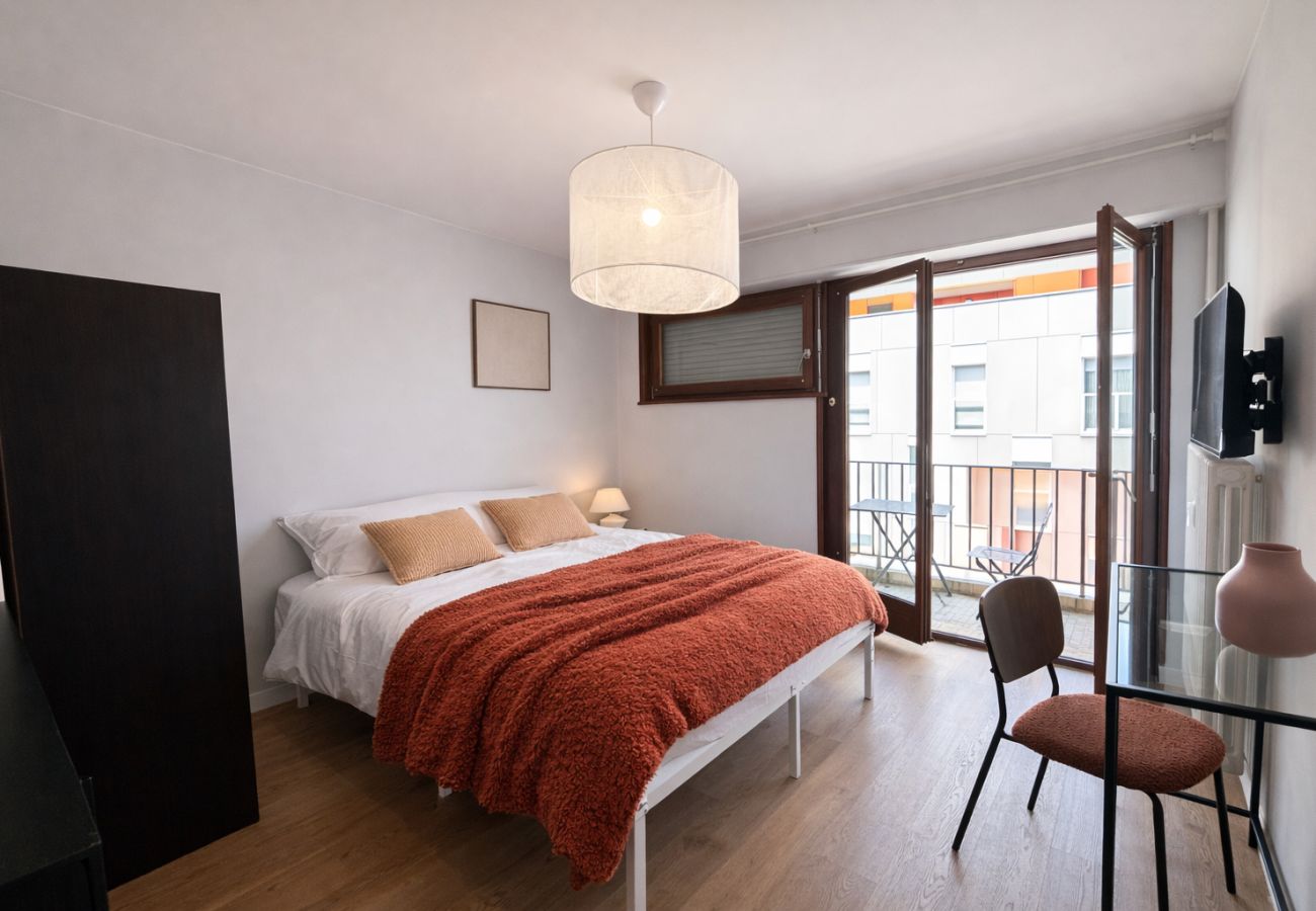 Studio in Annemasse - M074 Studio cozy avec balcon privé