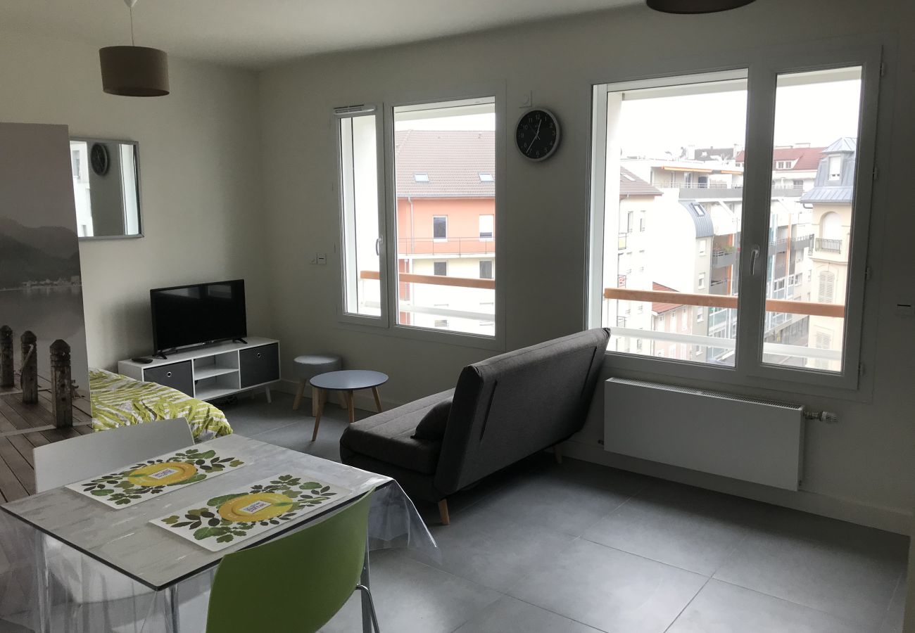 Apartment in Annemasse - M84*Marquer*Studio Heulot