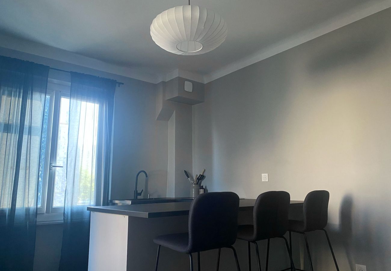 Rent by room in Annemasse - M82*Chambre Malbrande