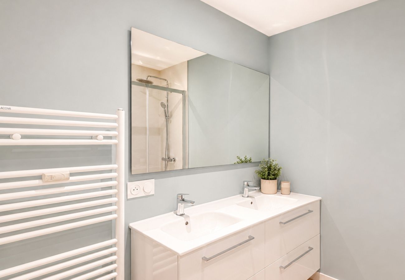 Apartment in Annemasse - M103 Chambre en colocation proche gare
