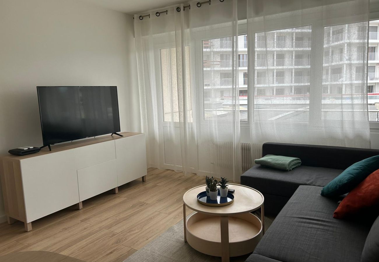 Rent by room in Annemasse - M52