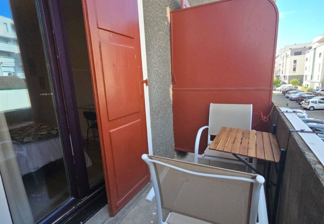 Studio in Annemasse - M95*Marquer* Studio avec balcon