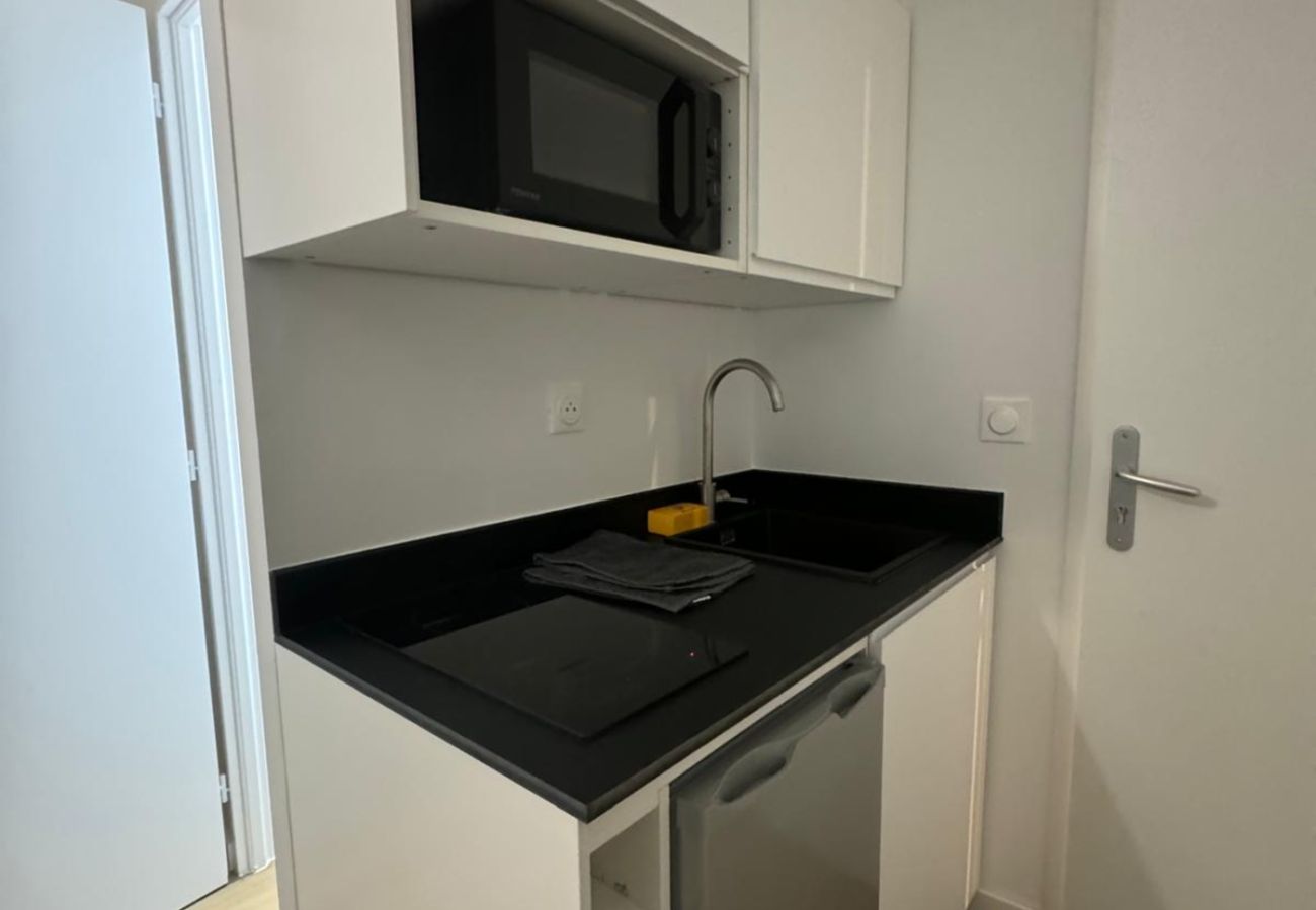 Studio in Annemasse - M98*Marquer* Studio avec balcon