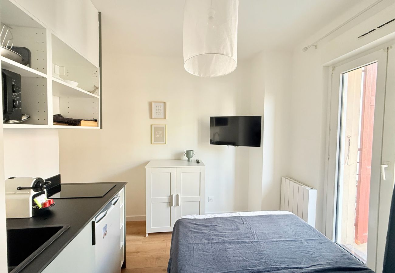 Studio in Annemasse - M98*Marquer* Studio avec balcon