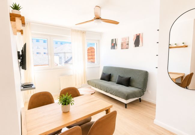 Apartment in Annemasse - M117 T2 calme, gare.
