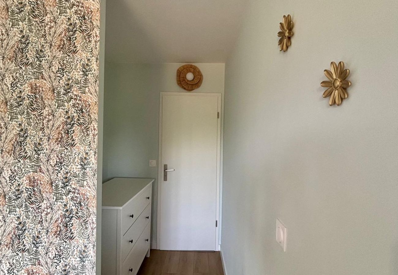Apartment in Annemasse - M121*Marquer*