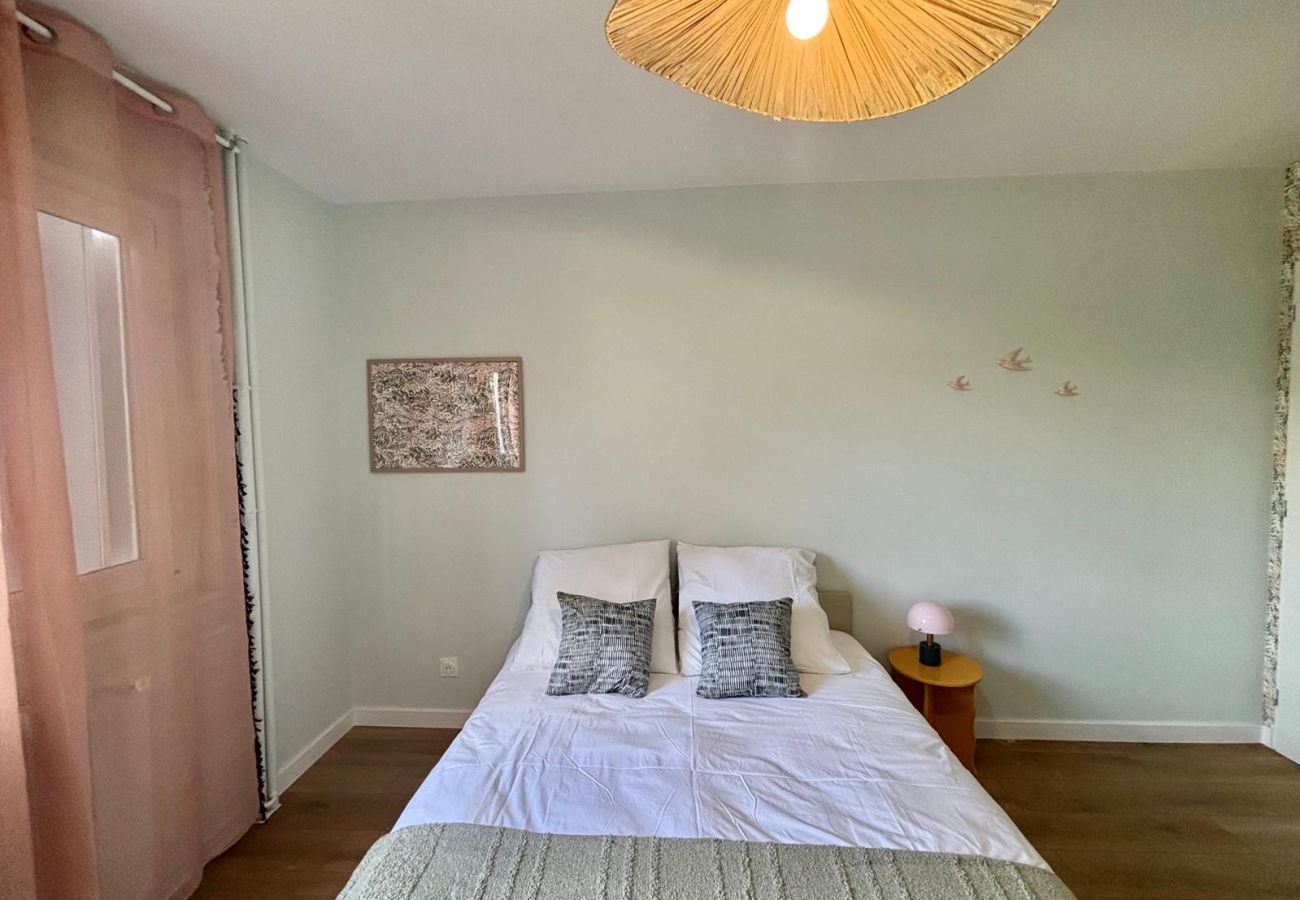 Apartment in Annemasse - M121*Marquer*