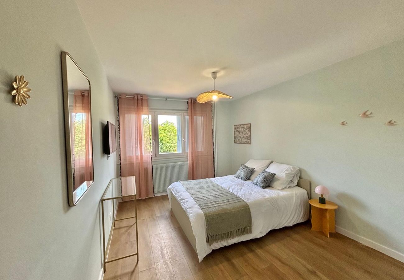 Apartment in Annemasse - M121*Marquer*