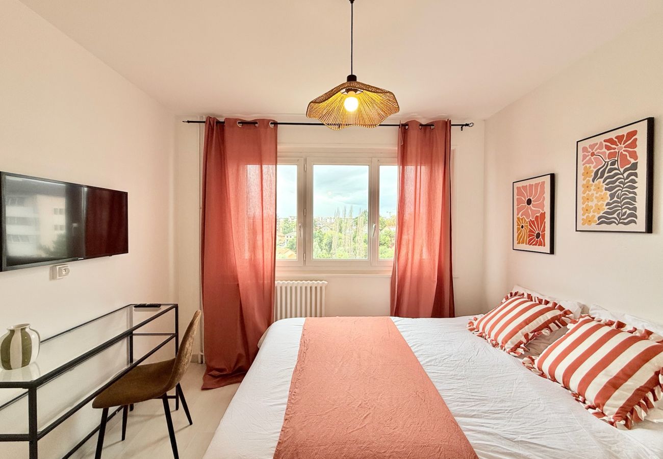 Apartment in Annemasse - M126*Marquer*