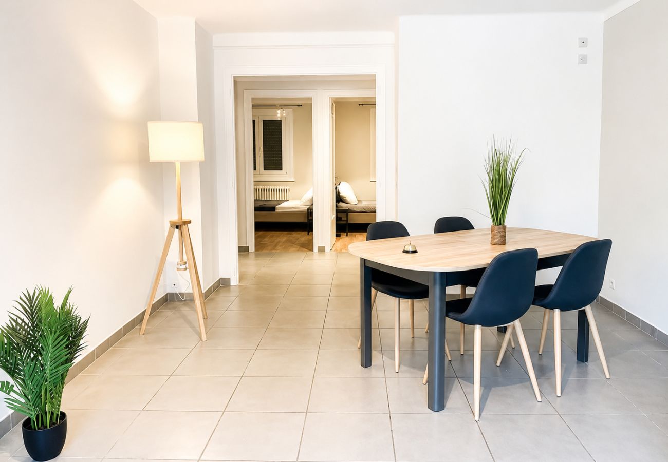 Apartment in Annemasse - M129 T4 Prestigieux et Lumineux