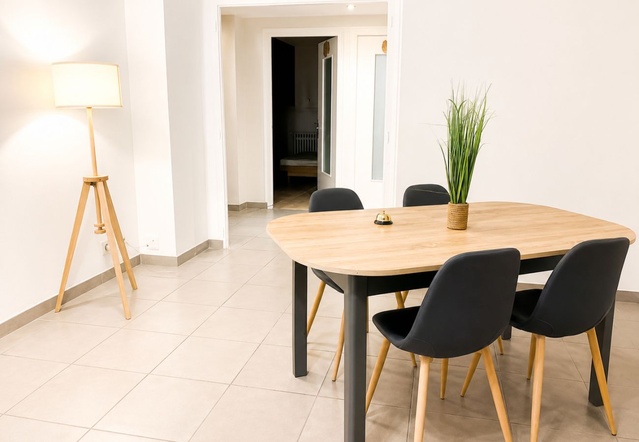 Apartment in Annemasse - M129 T4 Prestigieux et Lumineux