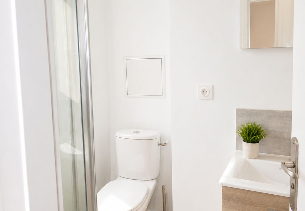 Appartement à Annemasse - M006 T2 Luxueux avec balcon centre-ville