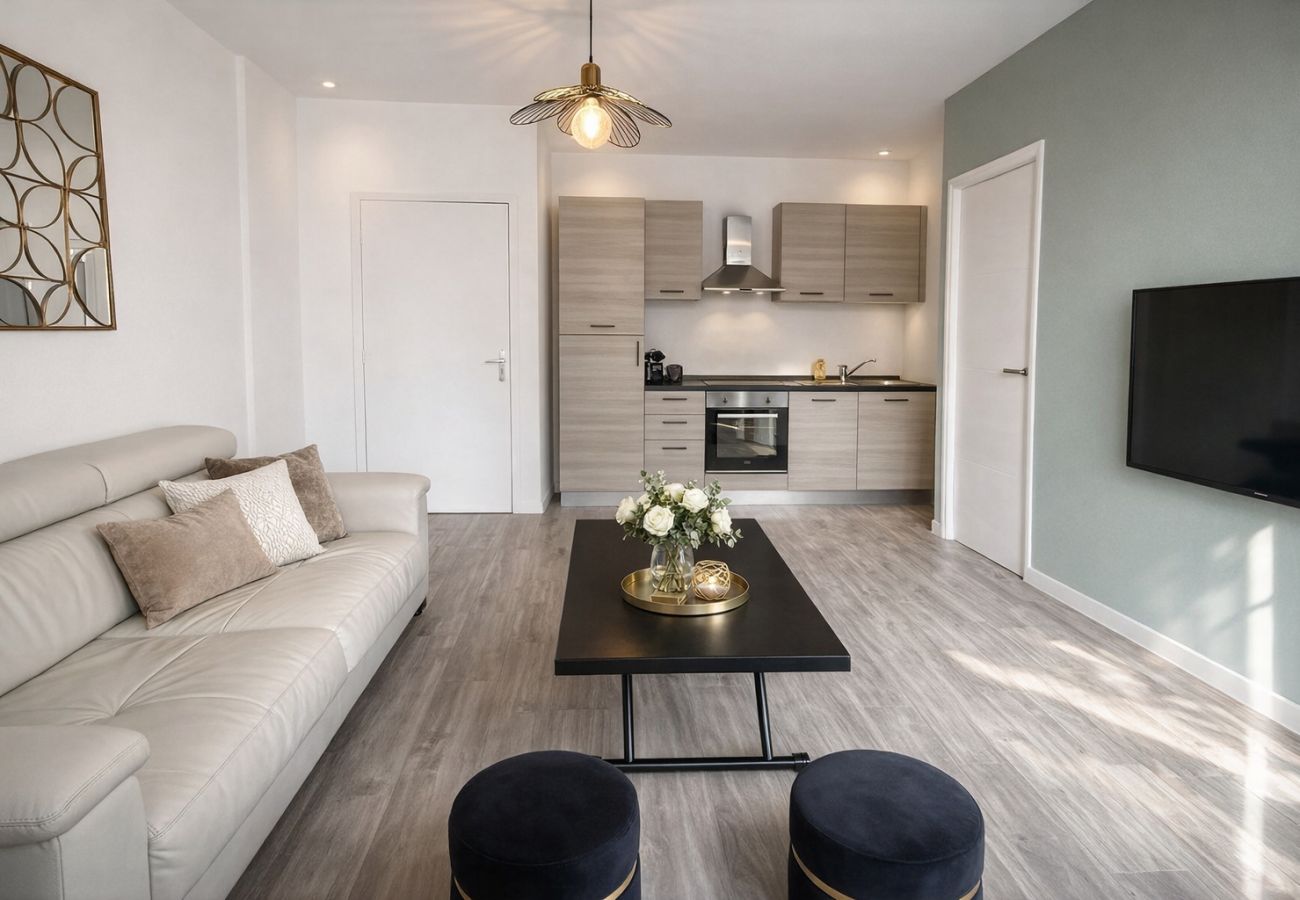 Appartement à Annemasse - M3 *marquer* bel appartement en centre-ville 