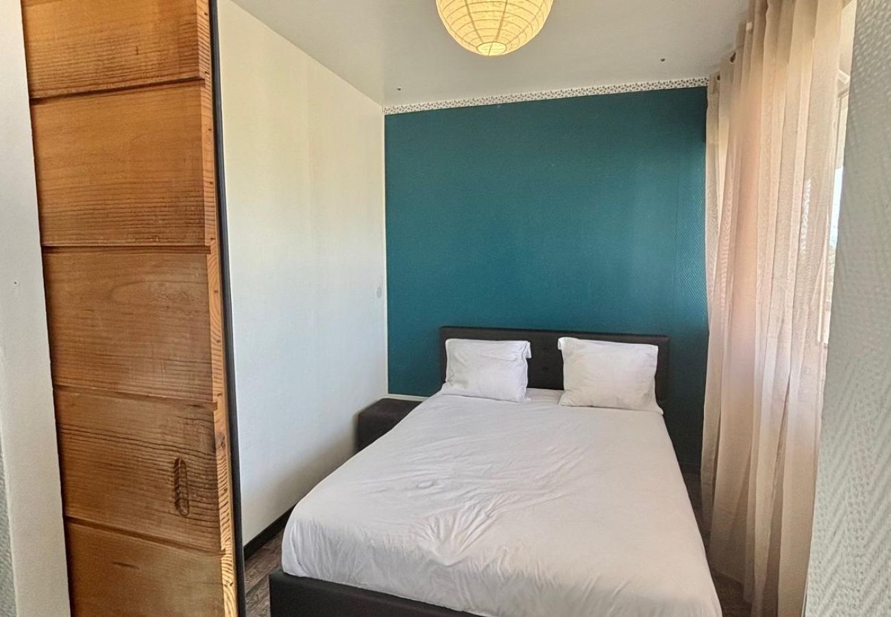 Appartement à Annemasse - M42* Marquer* T2 au calme 