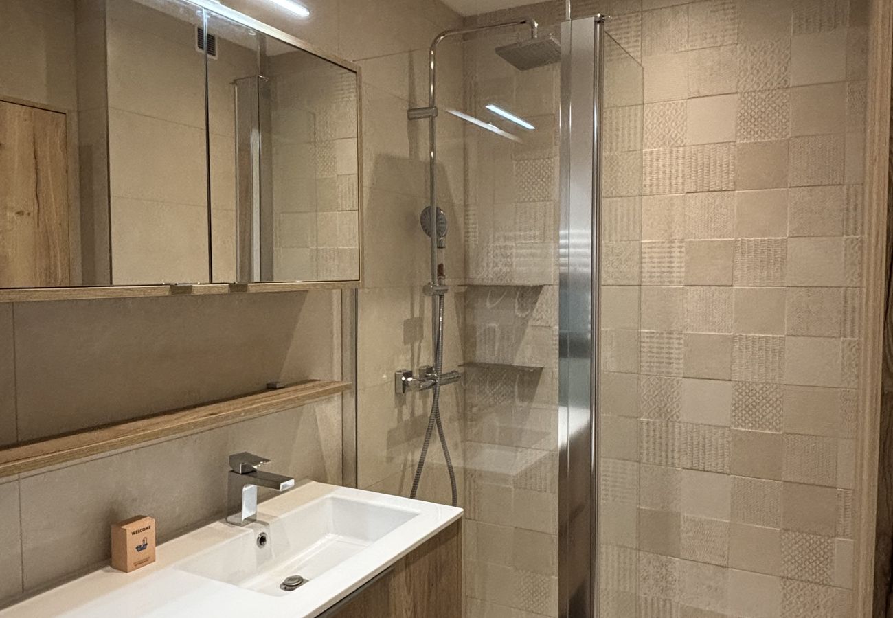 Appartement à Annemasse - M57*Marquer* T3 avec balcon proche douane