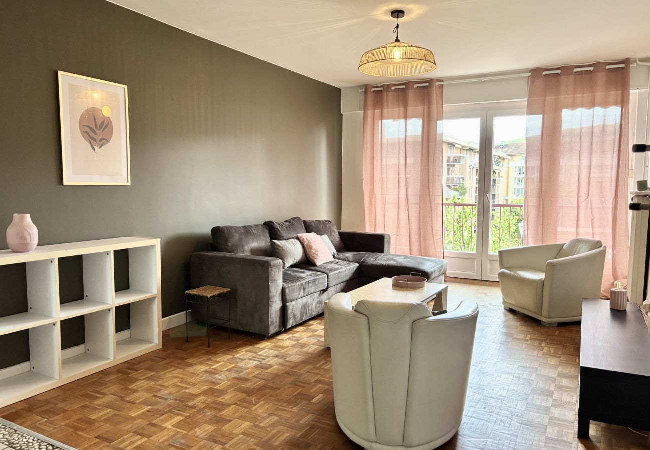 Appartement à Annemasse - M57*Marquer* T3 avec balcon proche douane