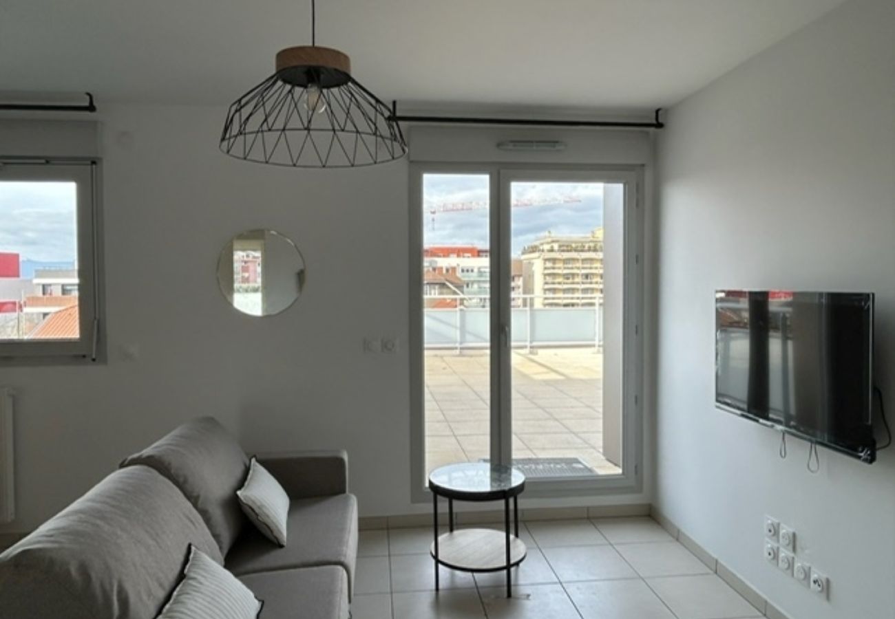 Appartement à Annemasse - M43*Marquer*T3 Annemasse au calme