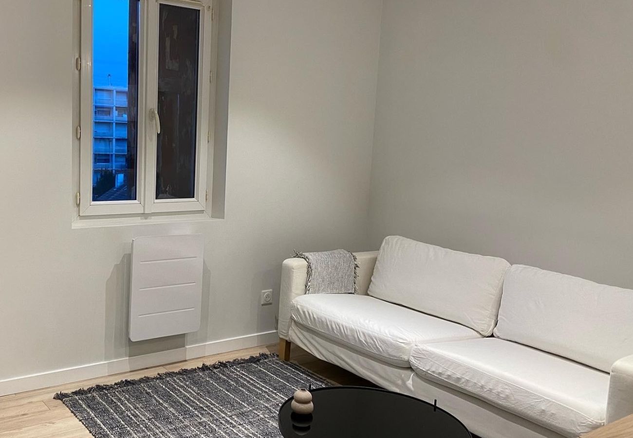 Chambres d'hôtes à Annemasse - M75*Marquer*Joli Chambre proche du centre ville 