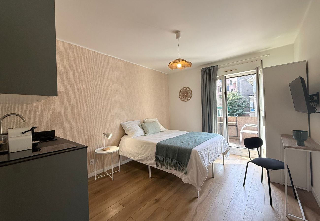 Studio à Annemasse - M92*Marquer  Faucigny 
