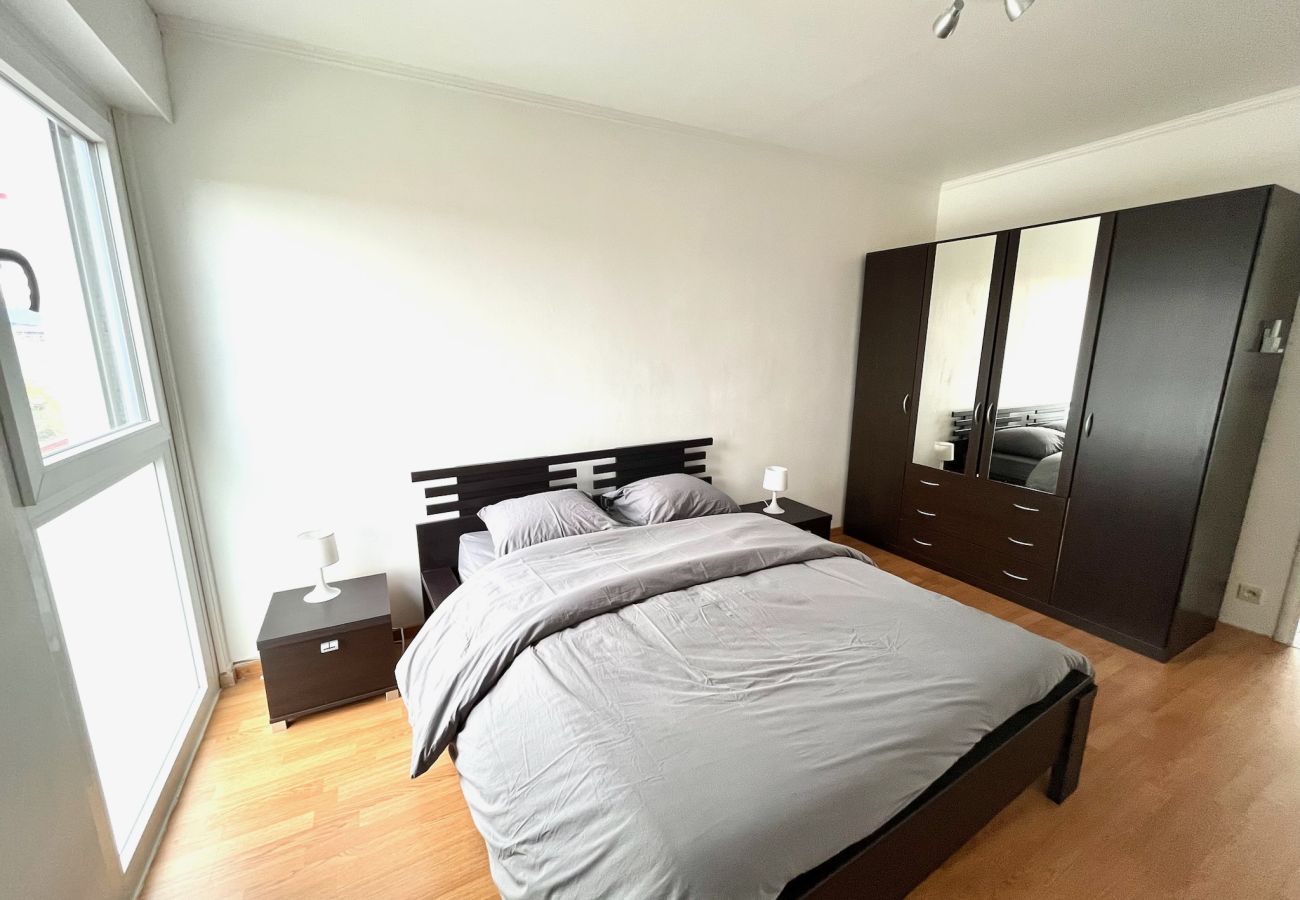 Appartement à Ambilly - M37*Marquer* Genin* T2 douane mon idée