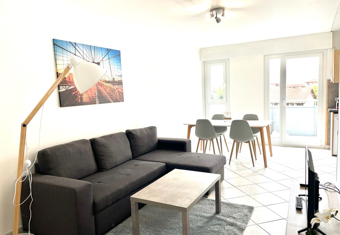 Appartement à Ambilly - M37*Marquer* Genin* T2 douane mon idée