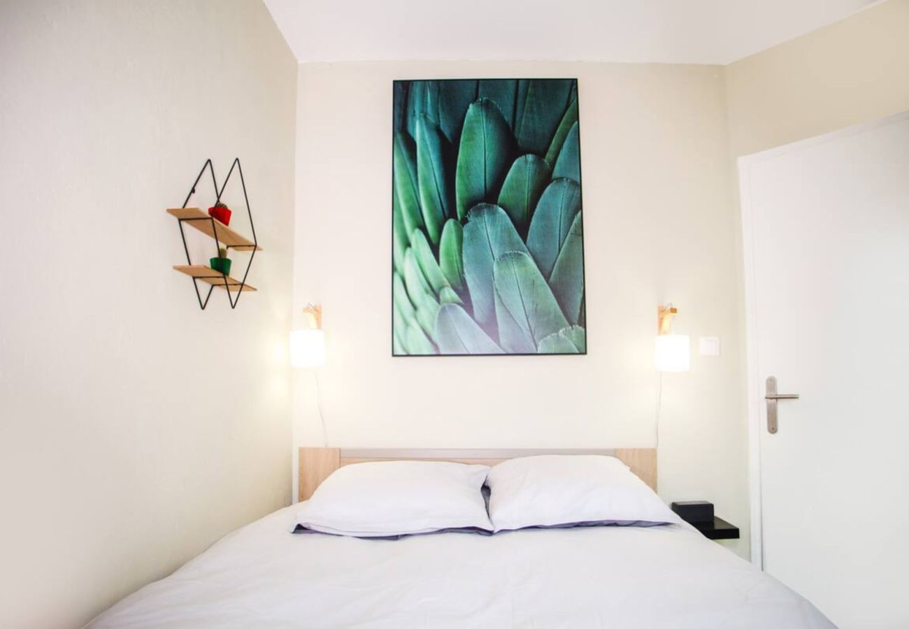 Appartement à Annemasse - M81*Marquer*T2 CARREL
