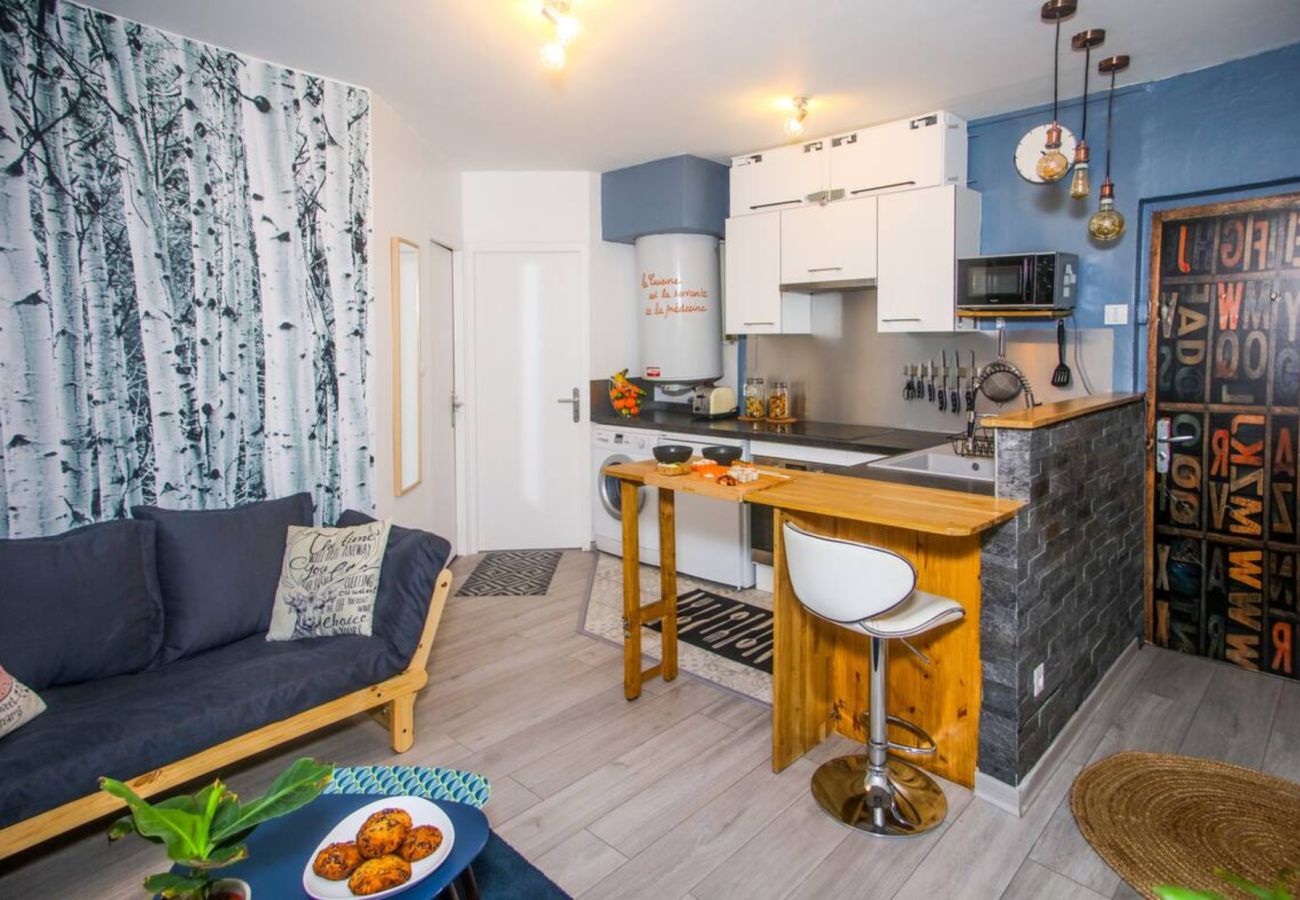 Appartement à Annemasse - M81*Marquer*T2 CARREL