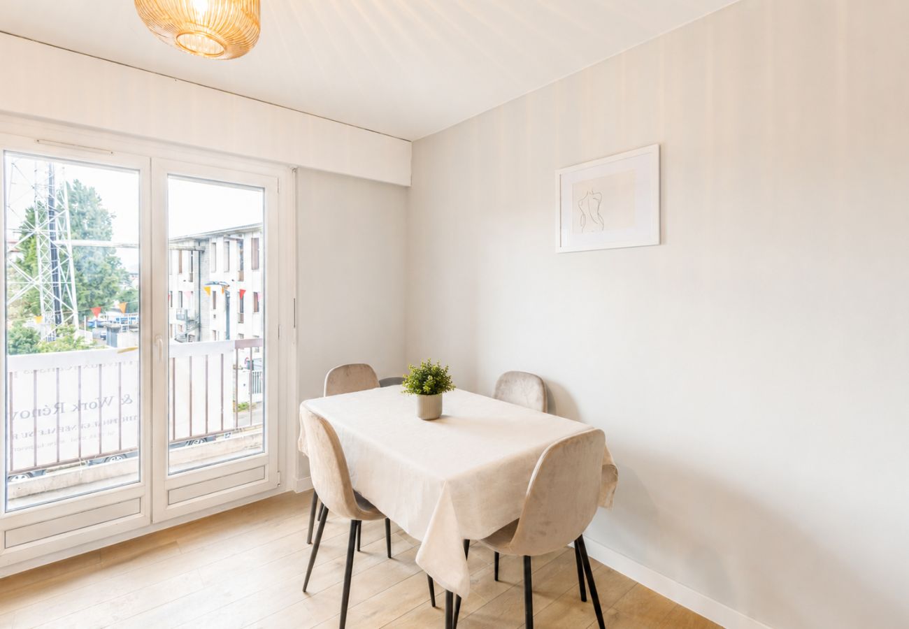 Appartement à Annemasse - M100 Jolie chambre colocation centre ville