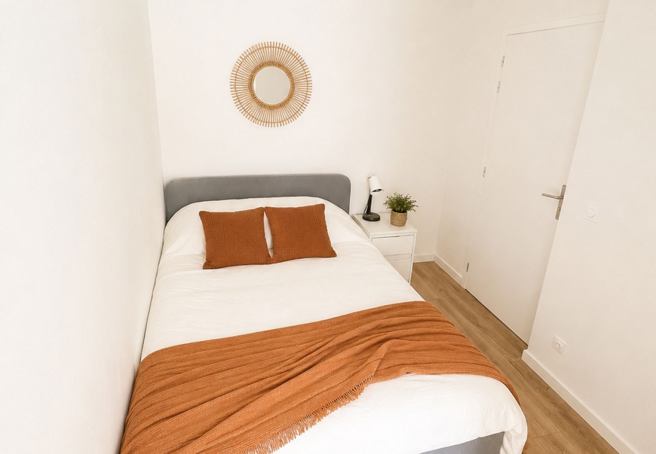 Chambres d'hôtes à Annemasse - M052 Chambre colocation proche gare