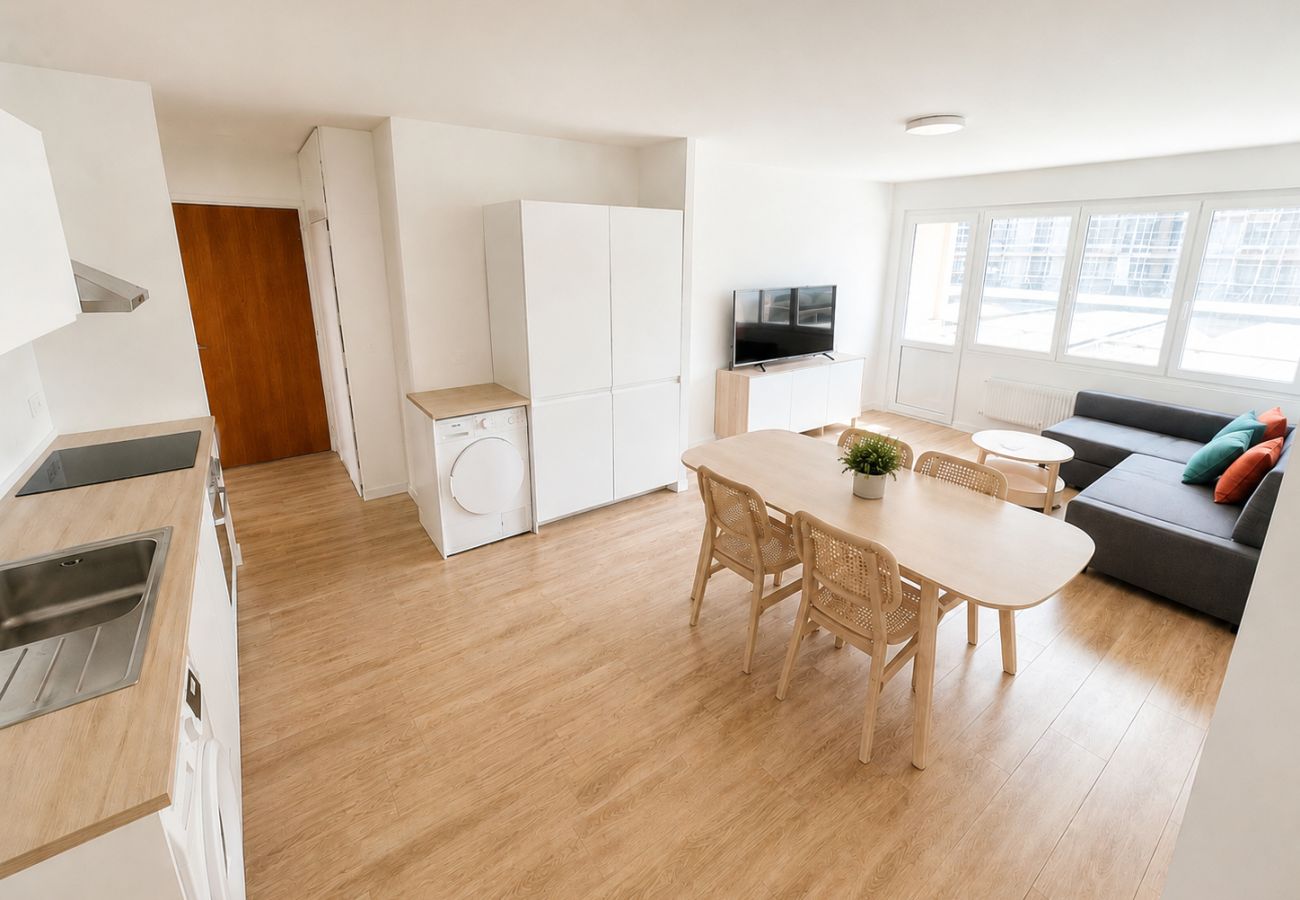 Chambres d'hôtes à Annemasse - M052 Chambre colocation proche gare