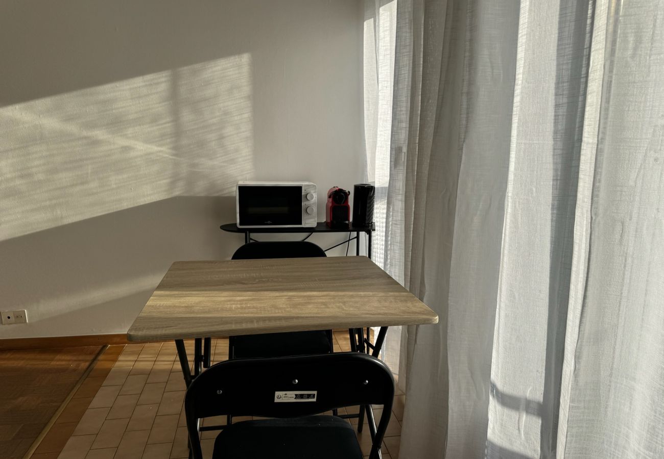 Appartement à Ambilly - M80*Marquer*