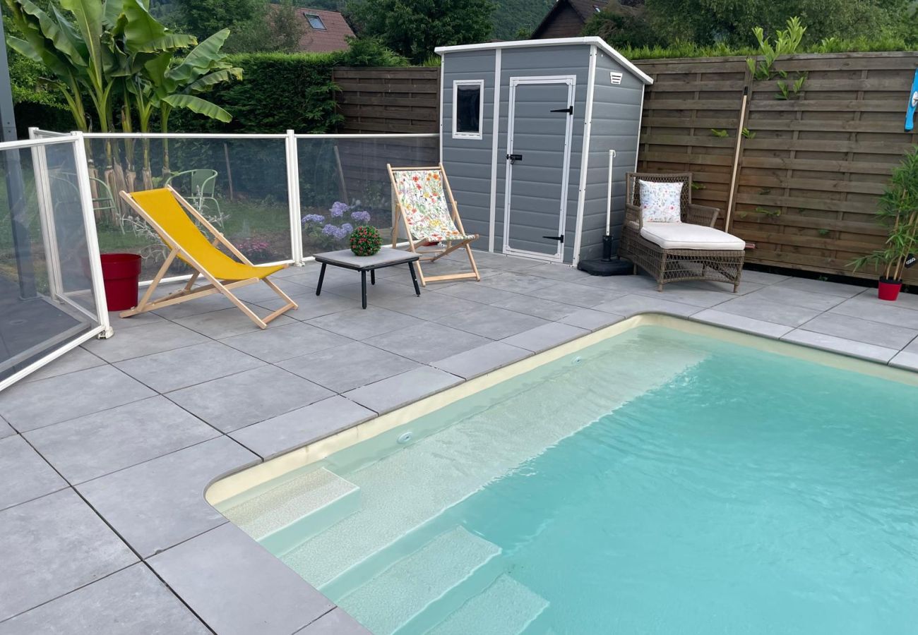 Maison à Annecy - jolie maison avec sauna et piscine