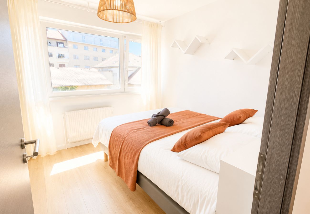 Appartement à Annemasse - M117 T2 calme, gare.
